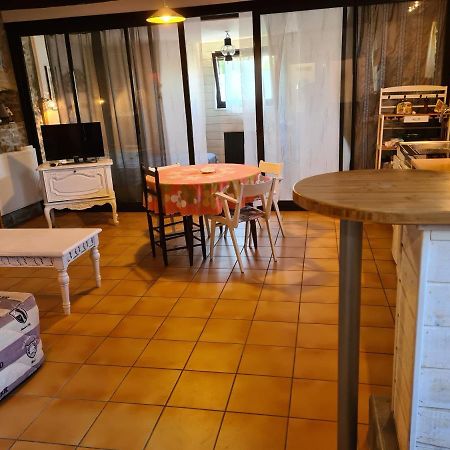 Gite Les Ajoncs - Closeries Du Golfe Theix Exterior foto