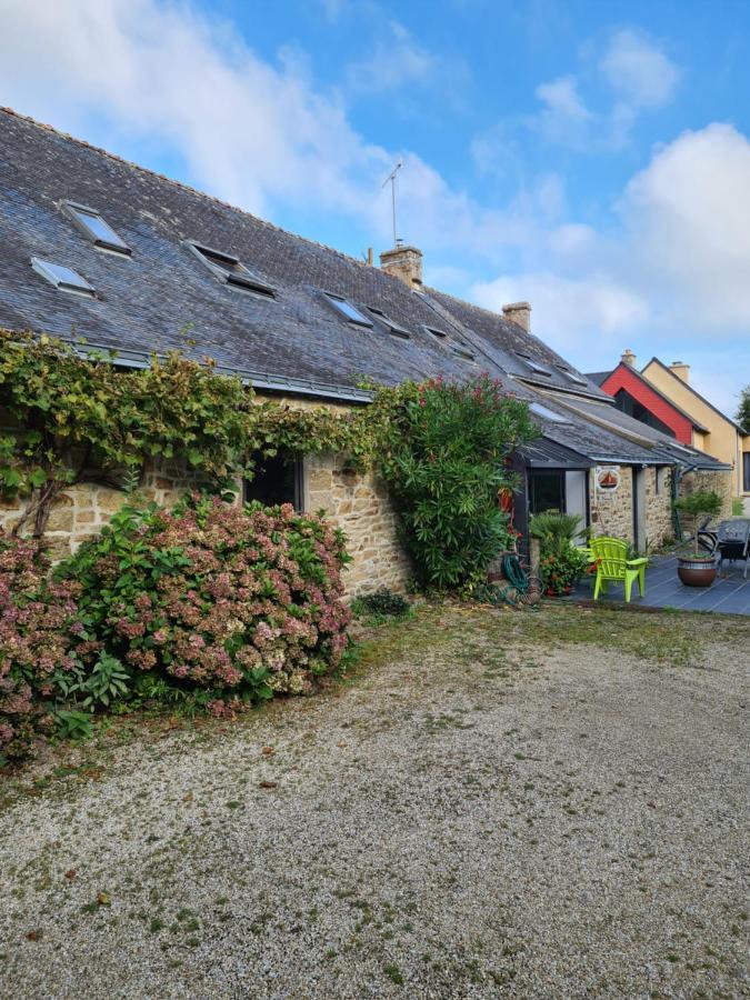 Gite Les Ajoncs - Closeries Du Golfe Theix Exterior foto